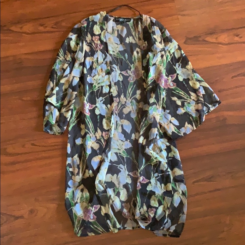 Floral kimono